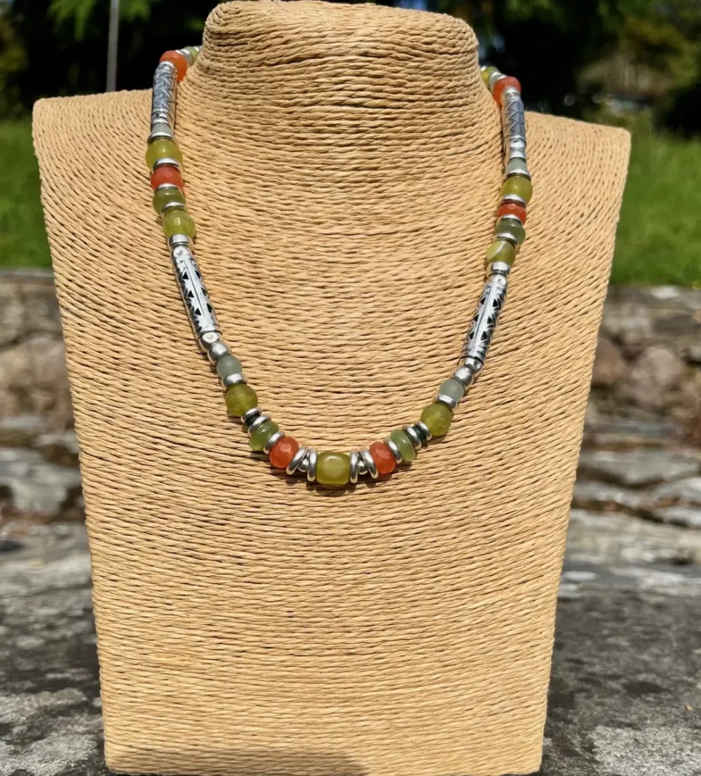 Silver necklace with yellow agate, aventurine and Carnelian