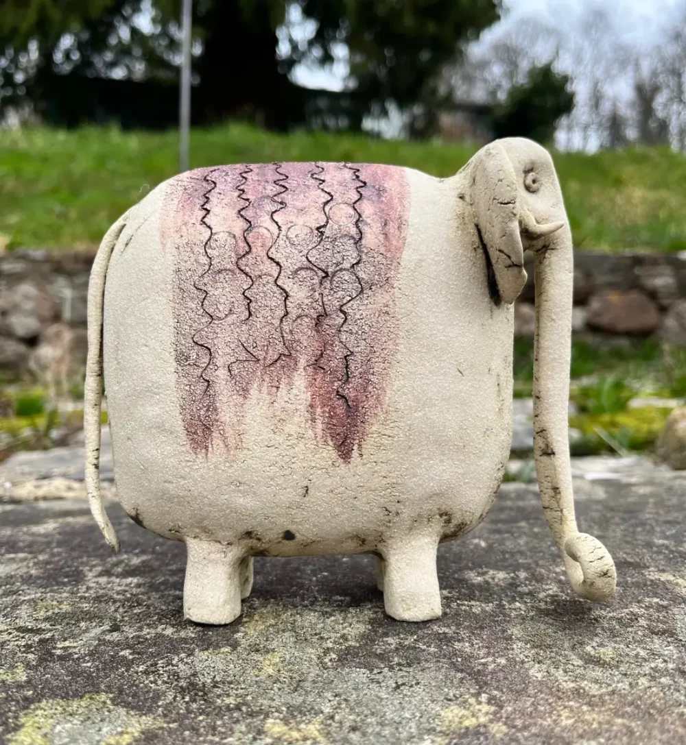 ceramic stoneware elephant 14430.webp